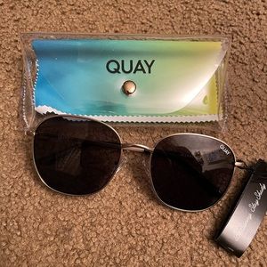 Quay Australia Jezabell Sunglasses